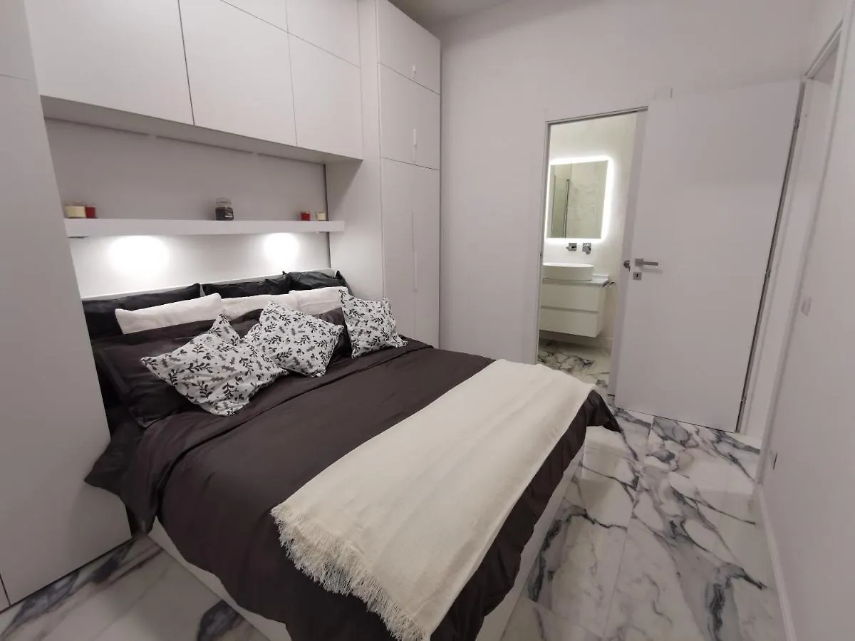 Homestay Mc Apartment Rome